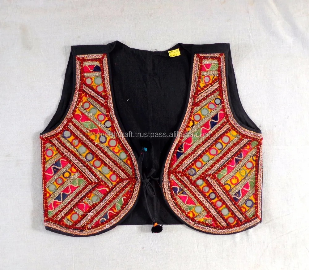 embroidered sleeveless jacket