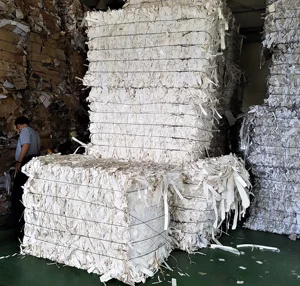 White Shredded Papers/White Paper Scraps/Sorted Office Paper Shredded Office Paper Waste...