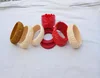 Blanco, marfil, negro, rojo, rosa