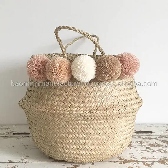 Garderobe perforere hane Large Natural Handwoven Seagrass Baskets With Soft Tone Pom Poms - Buy  Seagrass Belly Basket,Seagrass Basket Natural,Large Wicker Baskets Product  on Alibaba.com