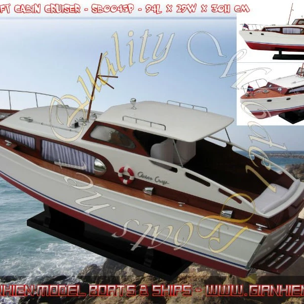 CHRIS CRAFT CABIN CRUISER 1956 WOODEN MODEL BOATS - Nautical Decor