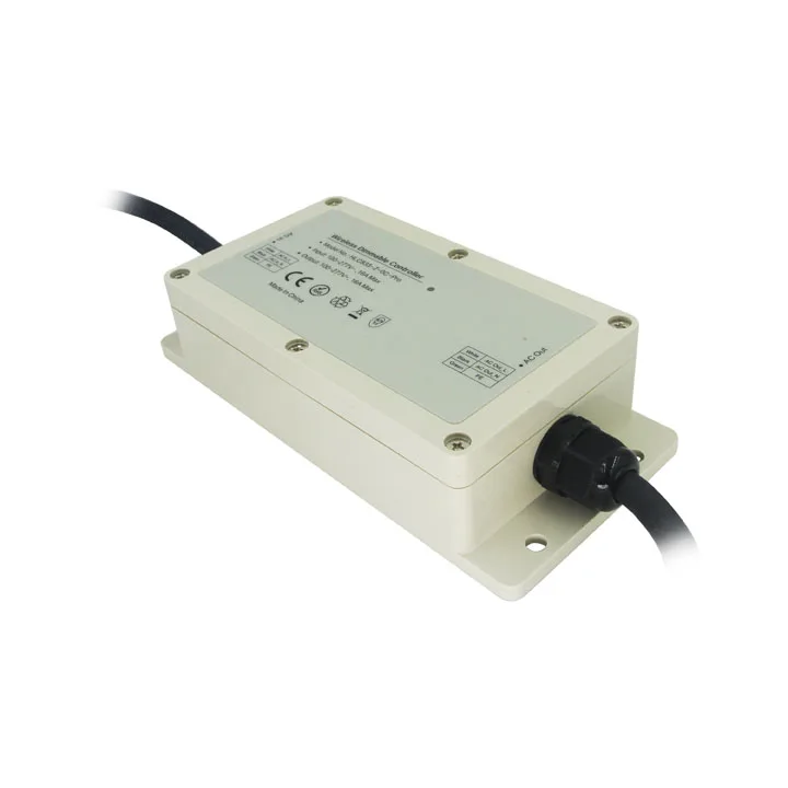 ZigBee LED Dimming Controller Power Metering Remote Control for Outdoor Sports Light 2000 Watt Led Grow Lights CE Passed 100m
