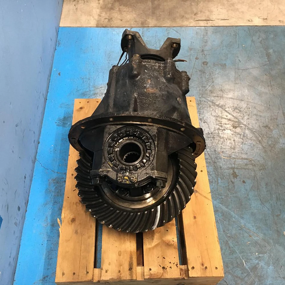 Japan Differential Used ISUZU for GIGA, FORWARD, ELF