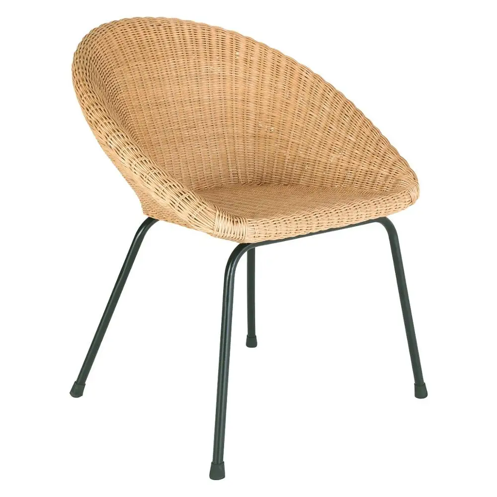 straw wicker chair