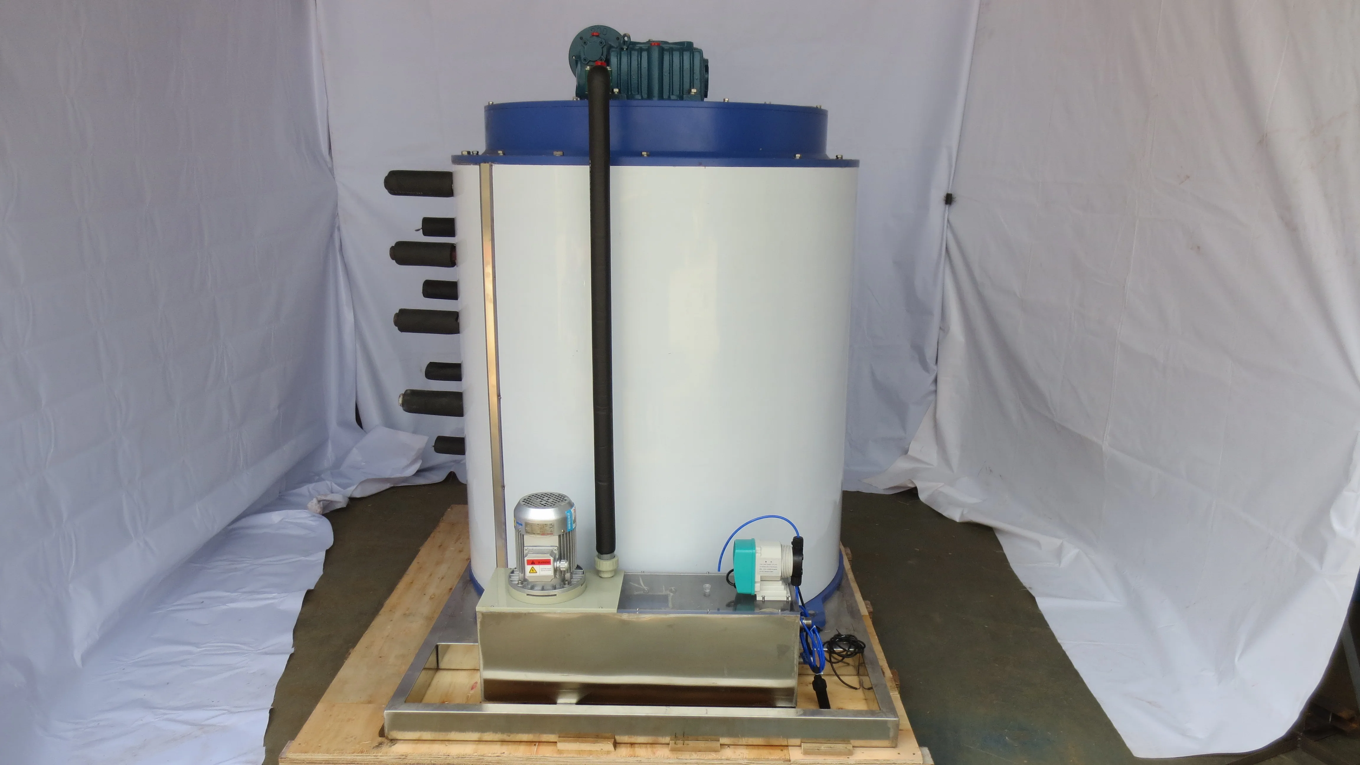 
 Промышленный льдогенератор чешуйчатого льда, 10 тонн, Лидер продаж, льдогенератор чешуйчатого льда  