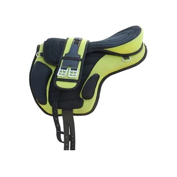 Selle de cheval anglaise Freemax synthétique sans arbre violet