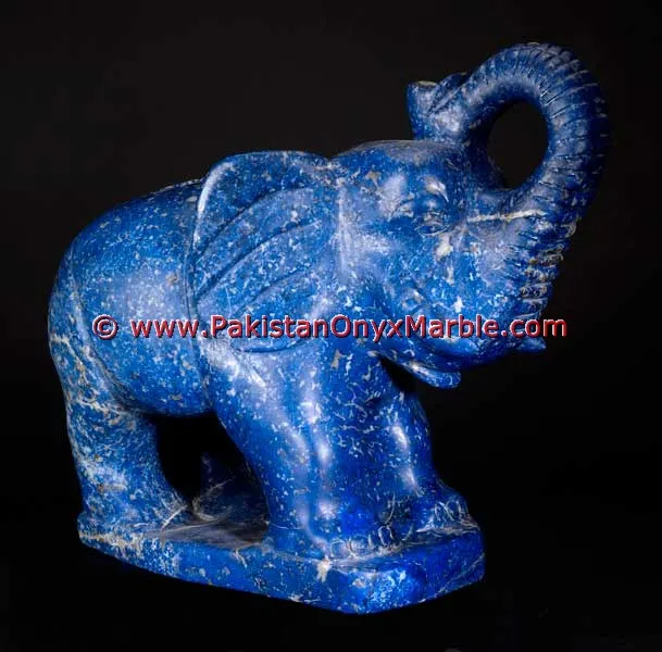 青金石 ラピスラズリ　彫刻工芸品　置き物 ラピスラズリ 青金石 Lapis Lazuli 鉱物たちの庭