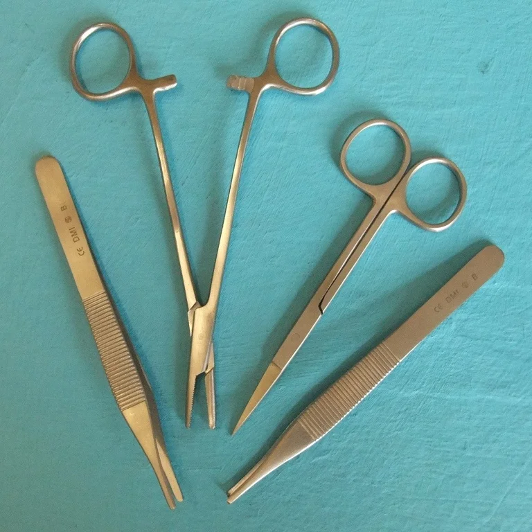 First Aid Tools Medical Nurse Basic Suture Tools Mosquito Forceps