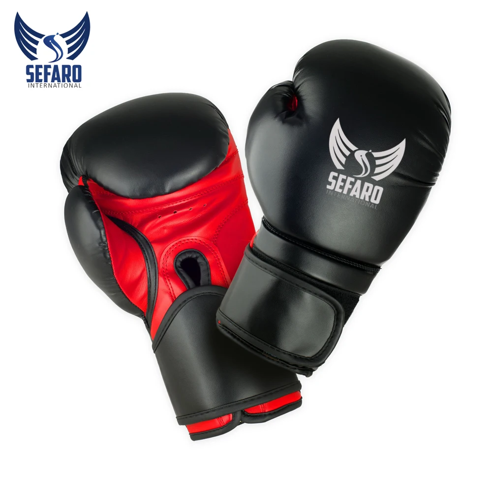 Boxers Looking for Lightweight Flexible Boxing Shoes for Training and Competitions in Black Color Quality PU Material
