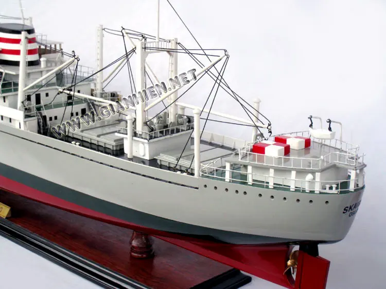 Handcrafted Wooden Model Boat - Novelty Gift for Home