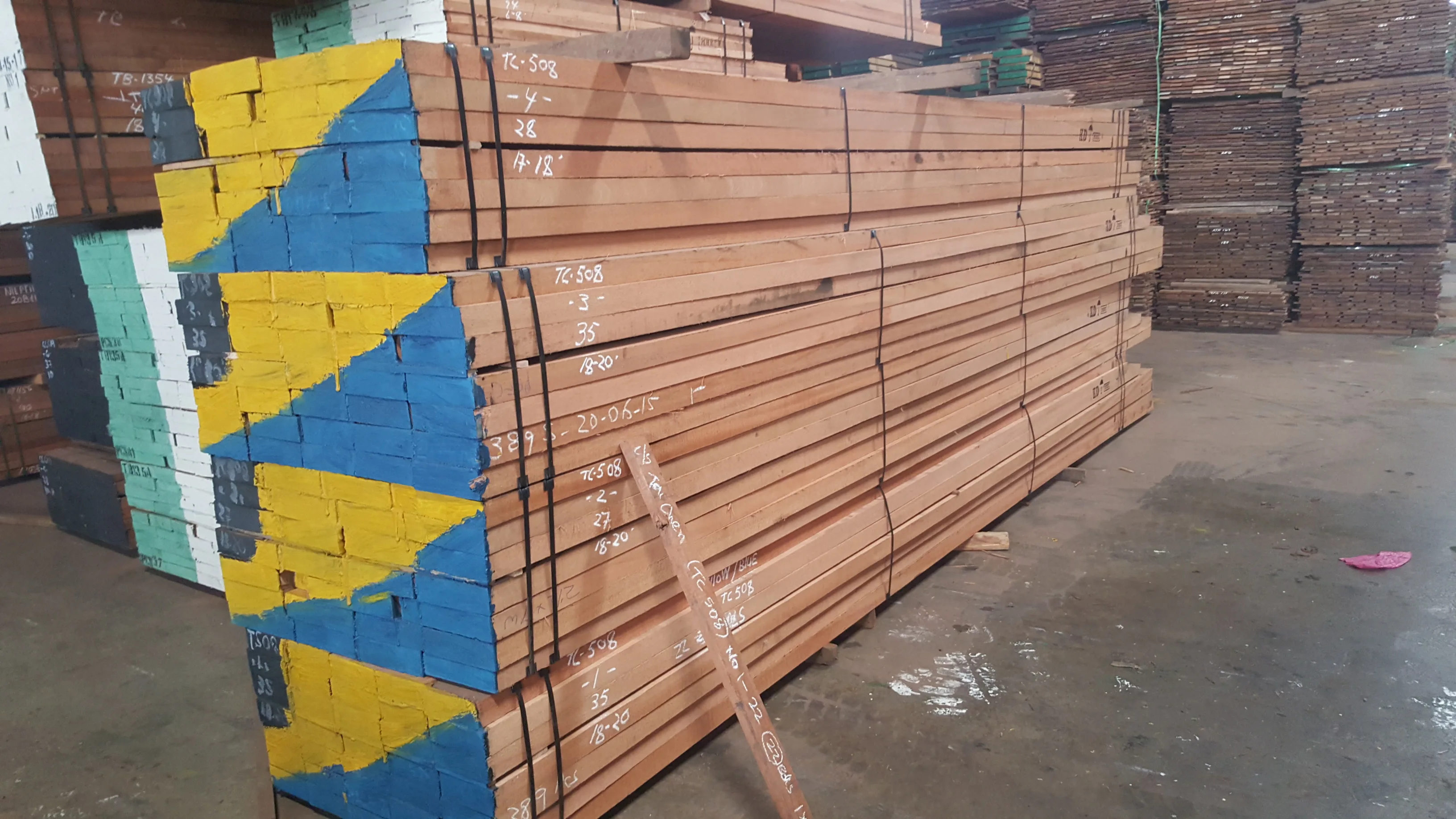 Red Meranti Shorea Spp Sawn Timber Buy Red Meranti Wood Other Timber red-meranti-shorea-spp-sawn-timber-buy-red-meranti-wood-other-timber