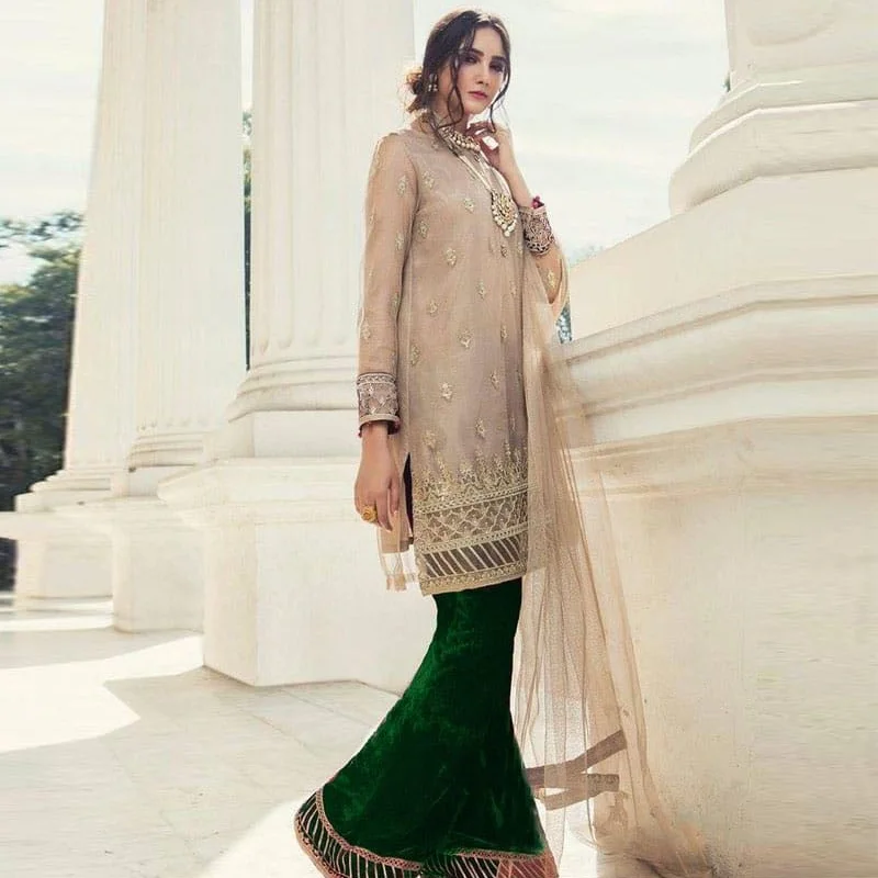 Latest Pakistani Dresses With Bell Bottom Trousers 2023