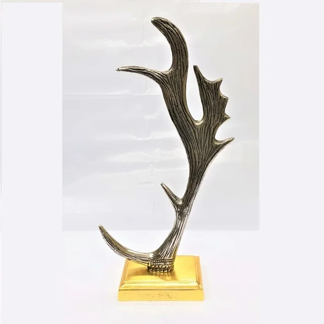 New Arrival Metal Crafts Home Decor Sculptures and Decorative Objects Table Decoration for Table Home Living Room