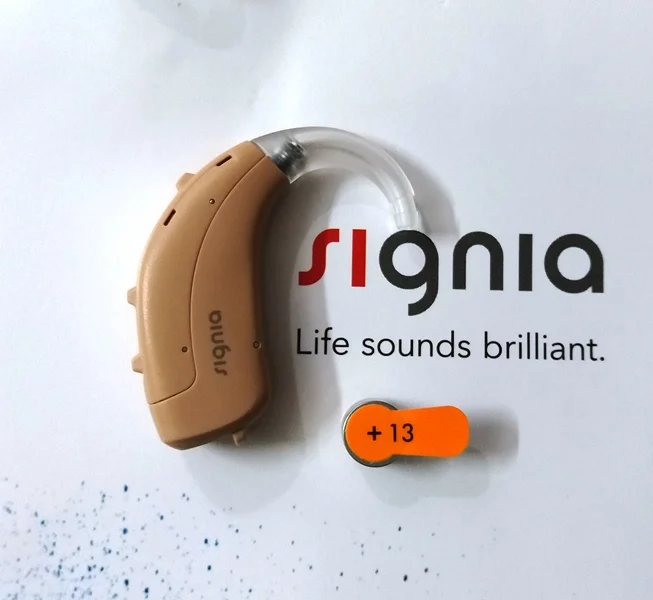 Signia Bte Hearing Aids With Hearing Aid Tubes Prompt Click Cic Hearing Aid Buy Affordable