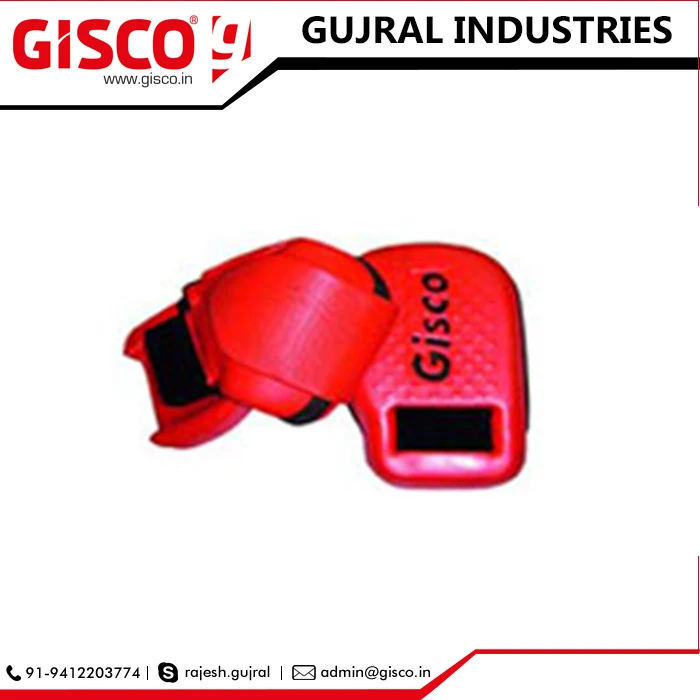 Большой выбор хоккейных перчаток для продажи