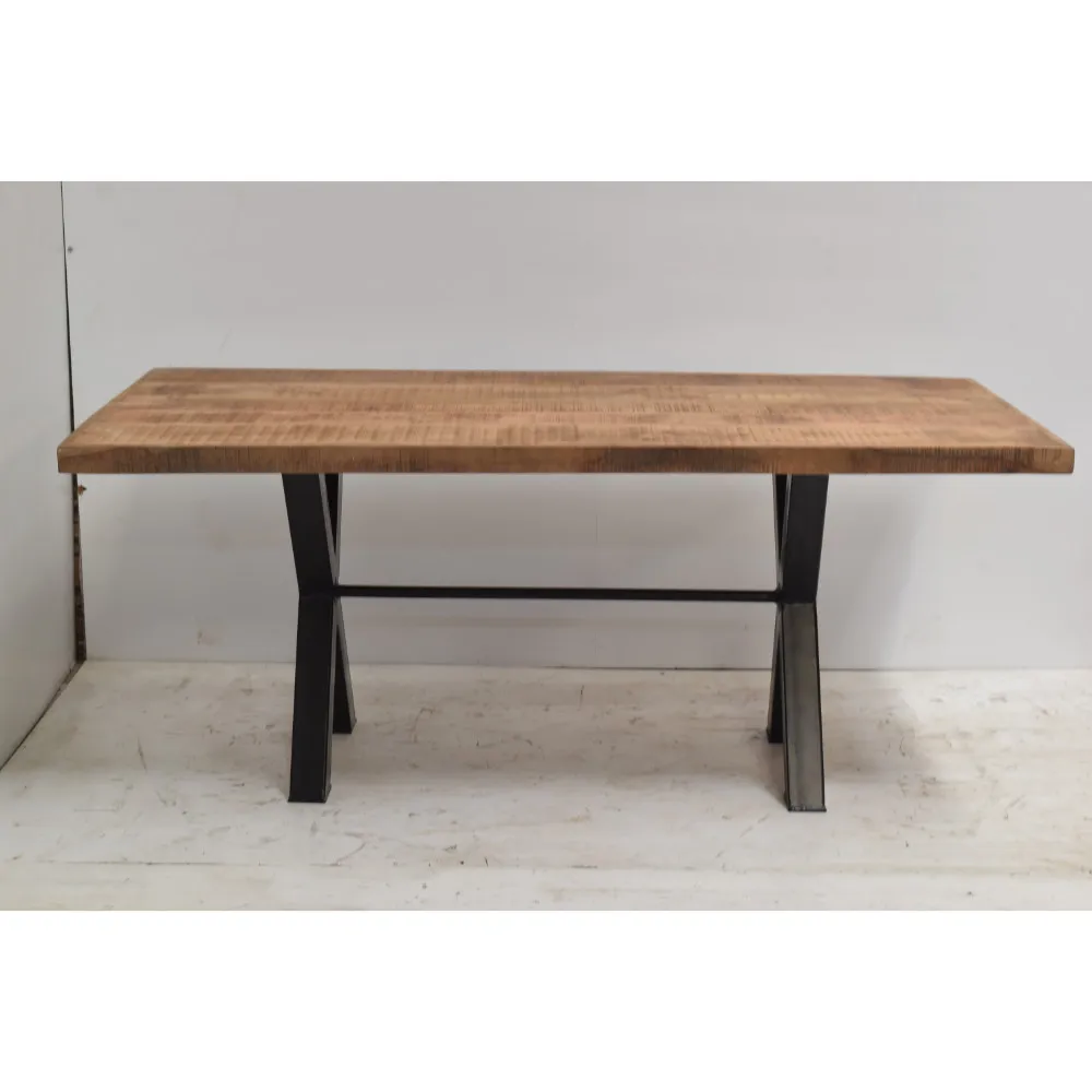 Промышленные металлические из железных трубок X стиль акации Live Edge столешницей обеденный