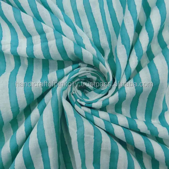 Ткань с принтом в синюю полоску 2017