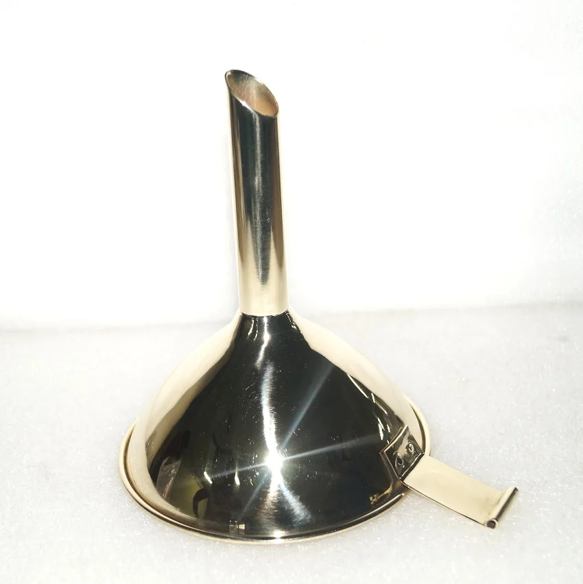 Высокое качество пользовательских металла с латунным покрытием фильтрации масла воронки коротким