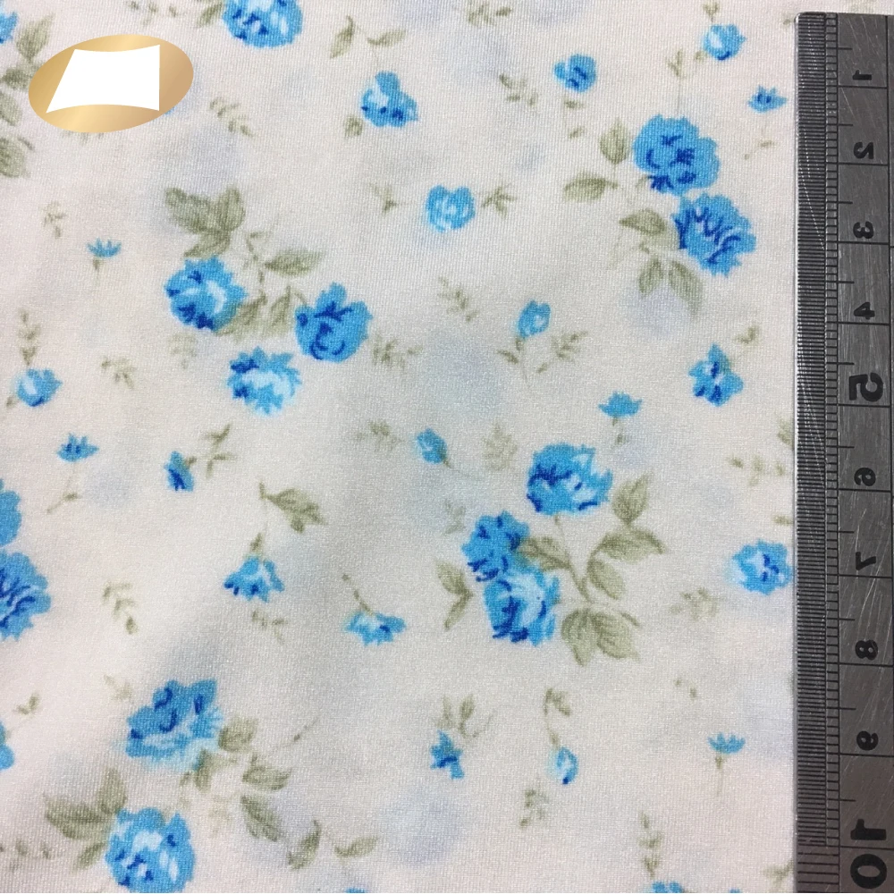 Трилобальная яркая нейлоновая ткань с принтом цветков