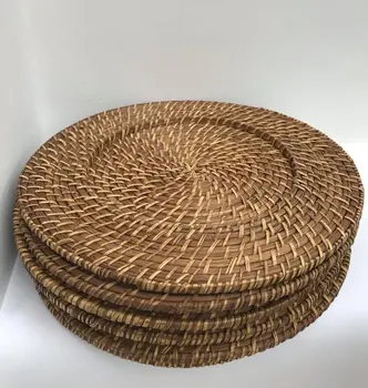 Vintage rattan charger plate mat