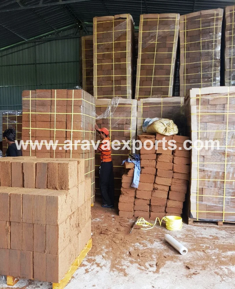5kg Bricks Well Packed And Palletized Buy Coco Peat 5kg Coco Peat Coco Peat Price Product On Alibaba Com
