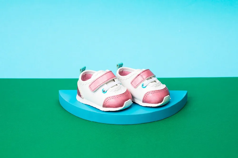 Golden Baby Girl Shoe Buckle Strap Closure Spring Autumn Comfortable