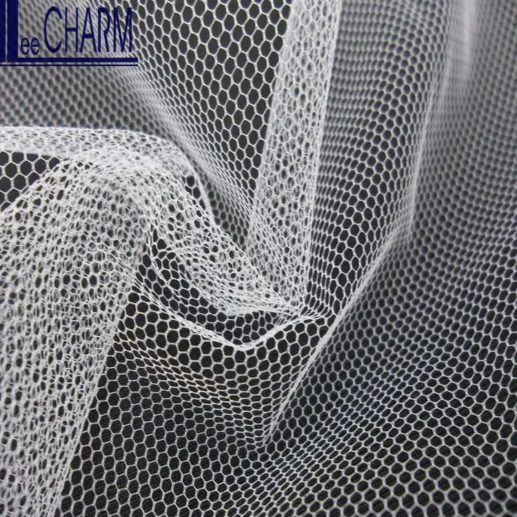 
LCSH525W 20D 10gsm мягкая нейлоновая Шестигранная белая Тюлевая сетчатая ткань 