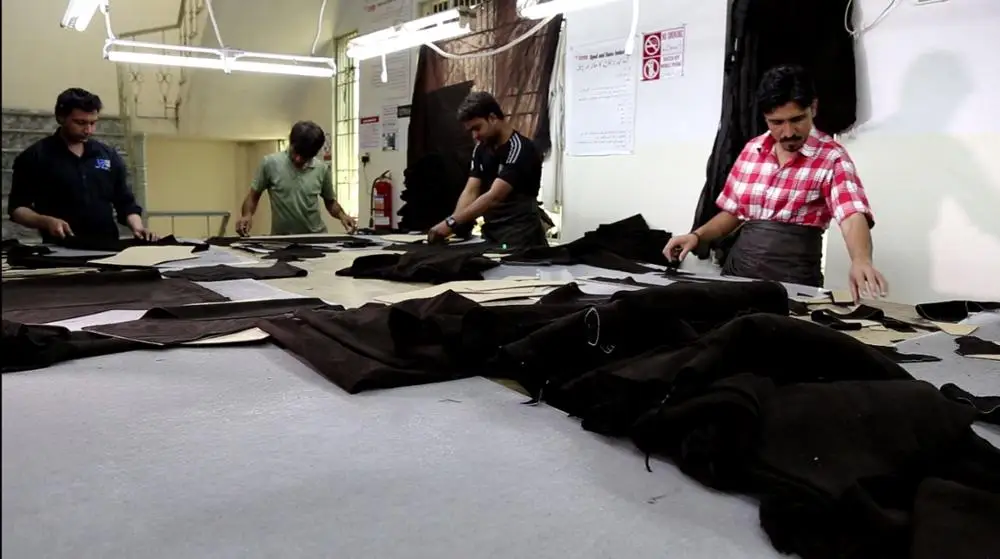 
Красивые модные байкерские кожаные шляпы с подкладкой для бедер 