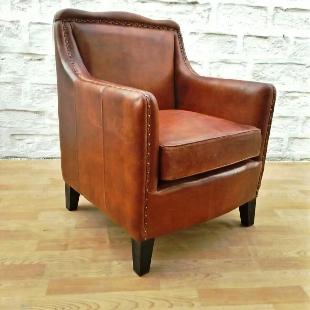 Hoss Classic Rawhide Leather Chair