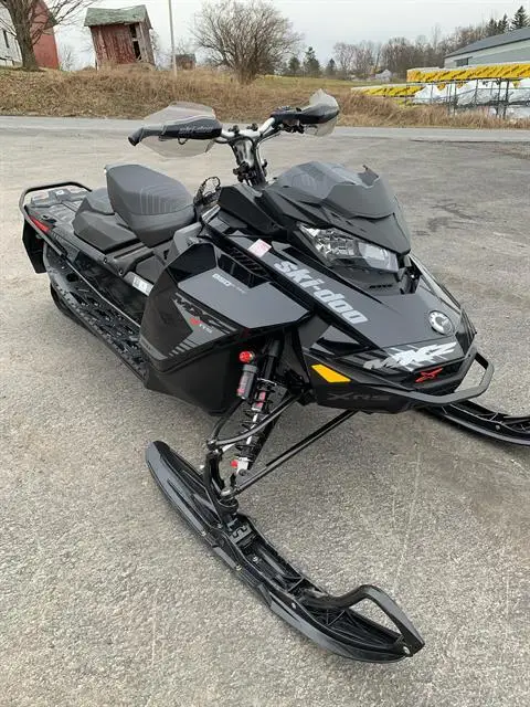 New Arrival Ski-doo Mxz Tnt 850 E-tec Ski Resort Snow Park Snowmobile ...