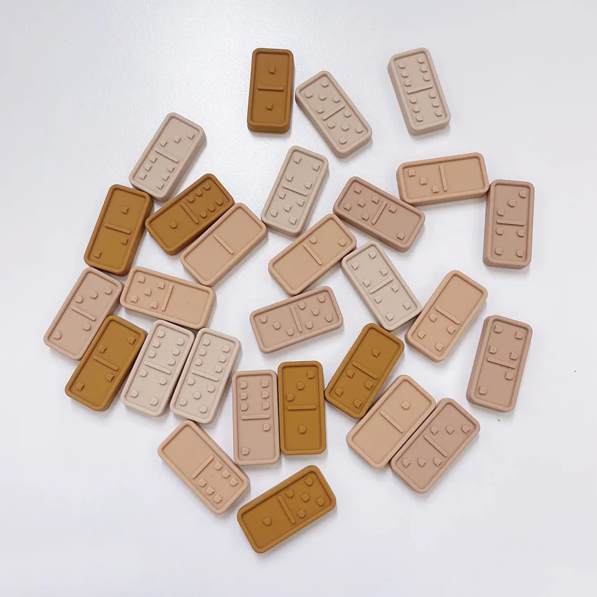 DODO Liewood's new cool domino set consists of 28-pieces. Made