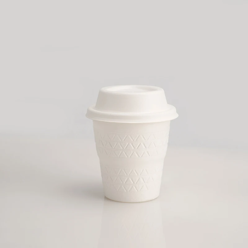 Coffee Making Eco Friendly Cup Waterproof Caffee Flat Emboss Logo Disposable Drinking Cups Lid Straw