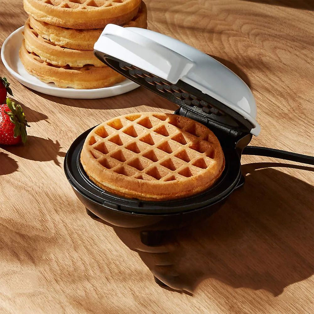 Вафельница. Mini maker Waffle. Waffle maker вафельница. Вафельница Waffle maker HWM-113. Вафельница Dash мини.