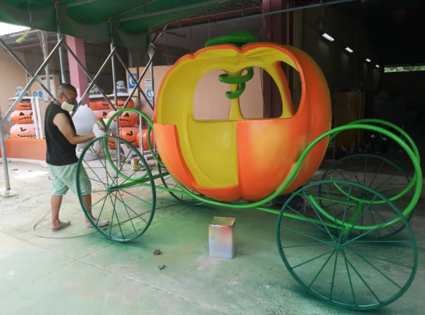 Life Size Pumpkin Carriage Fiberglass Decoration for Outdoor