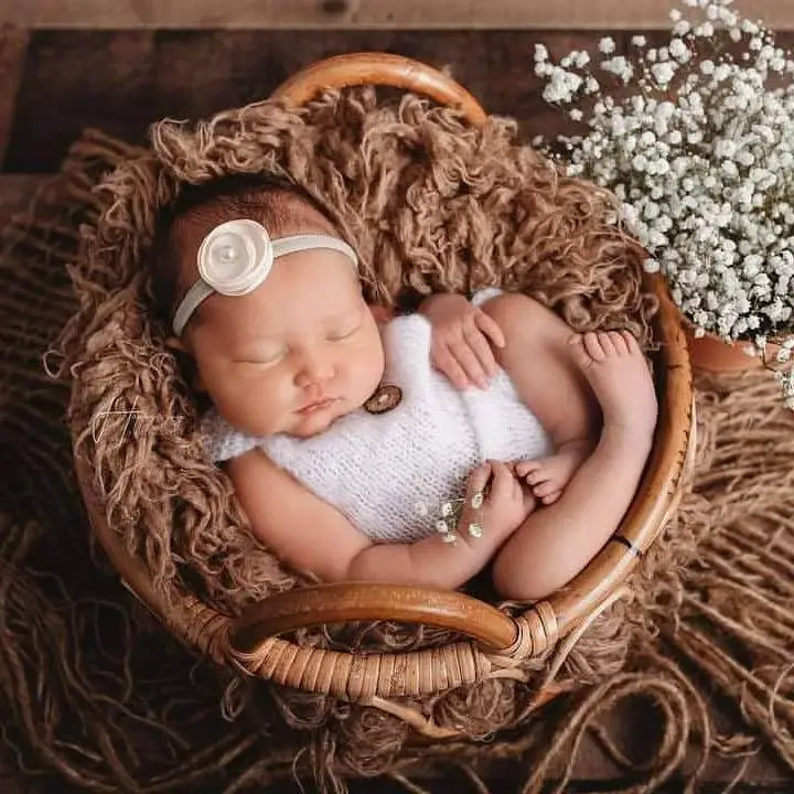 Ротанговая круглая корзина для новорожденных фото реквизит