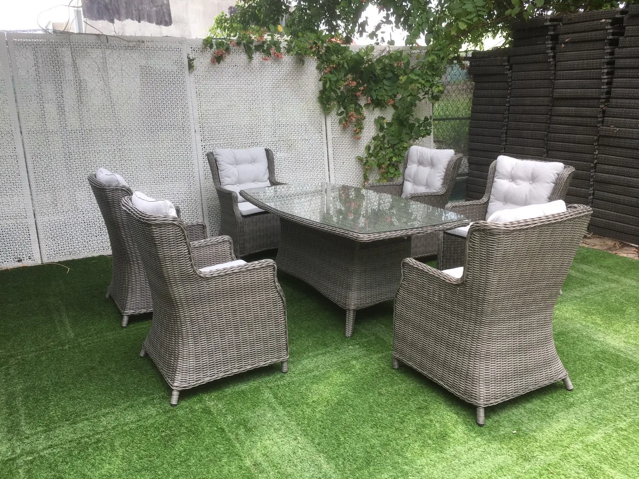 Hot Design Dining Set with 6 Chairs  VALENTINO Luxury Dining Set for Garden Patio Royal Style Dining Garden Set From Vietnam