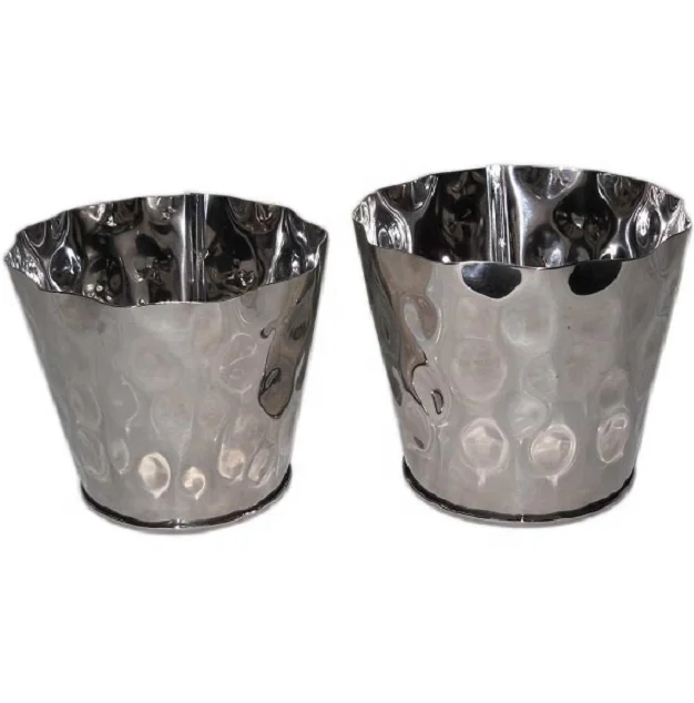 Ваза для цветов выколачиваю