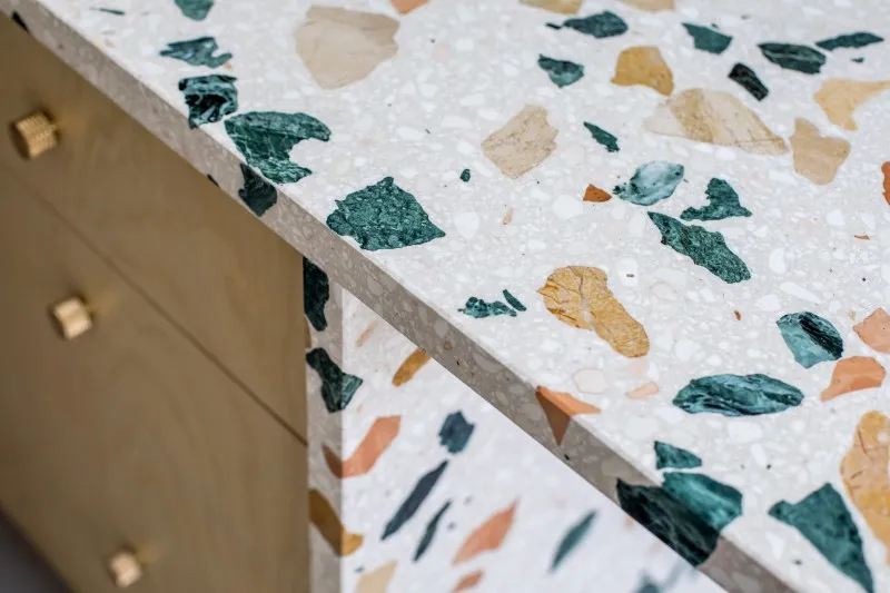 Piano di lavoro in terrazzo - TERRAZZO - AYA kitchens - da cucina / con  bordi quadrati / su misura