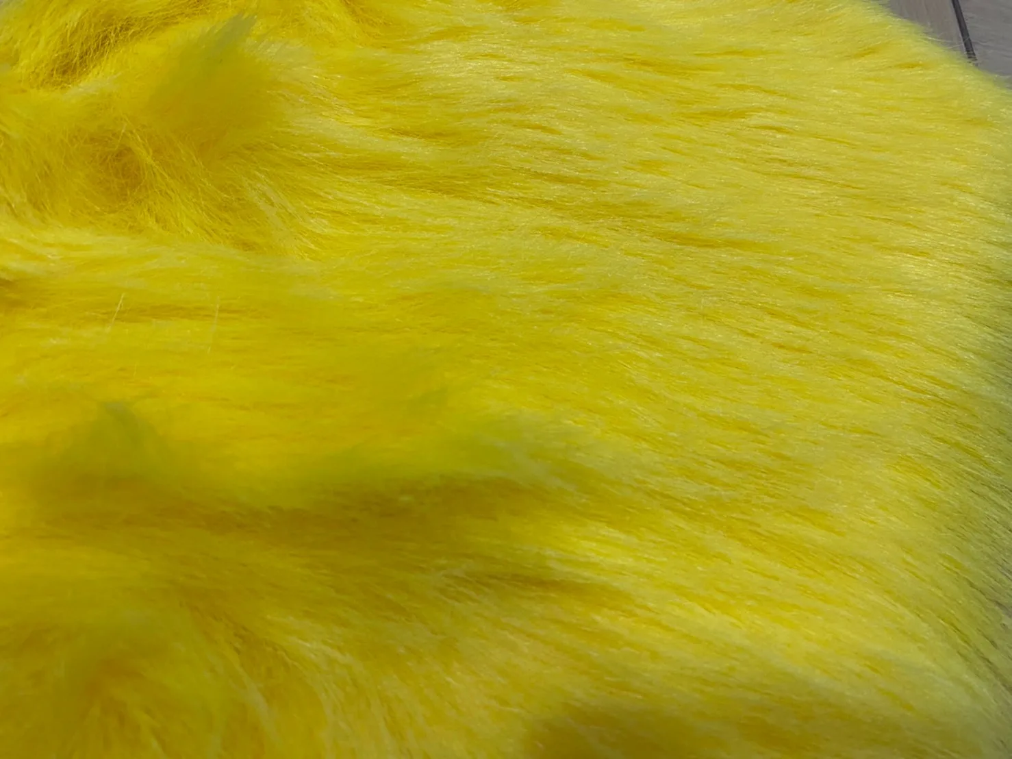 Высококачественная сказочная ткань из искусственного меха длинная куча 60 мм. Желтого цвета Y.76 для игрушечной куклы сумка для одежды