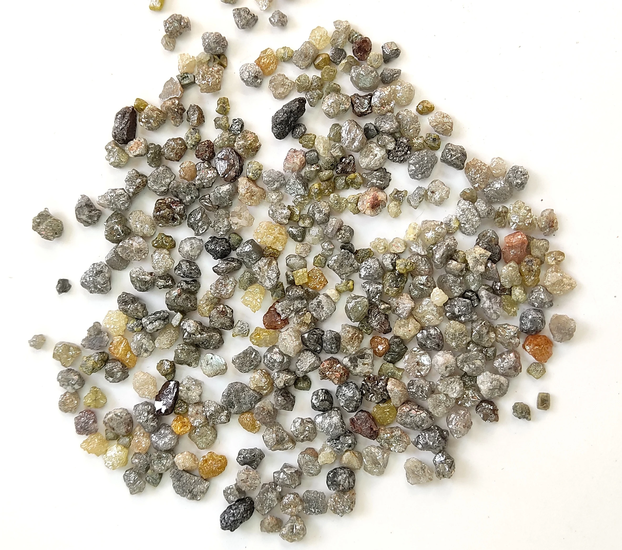 loose rough diamonds