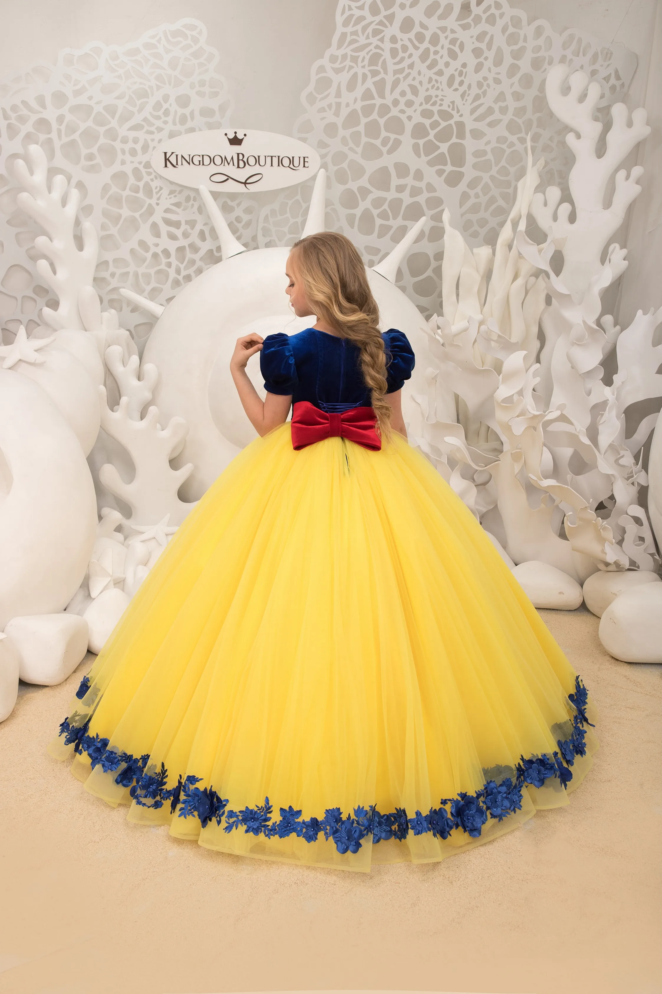 Snow White Princess Dress Elegant Cosplay Ball Gown