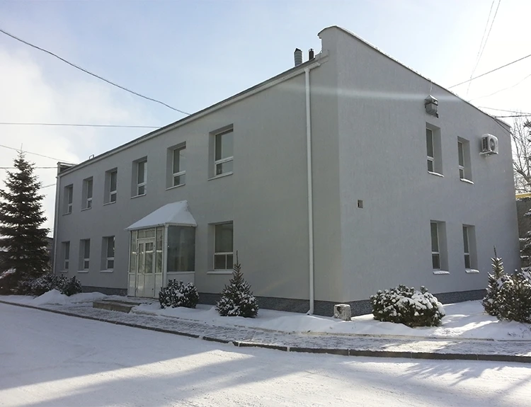 img4.jpg