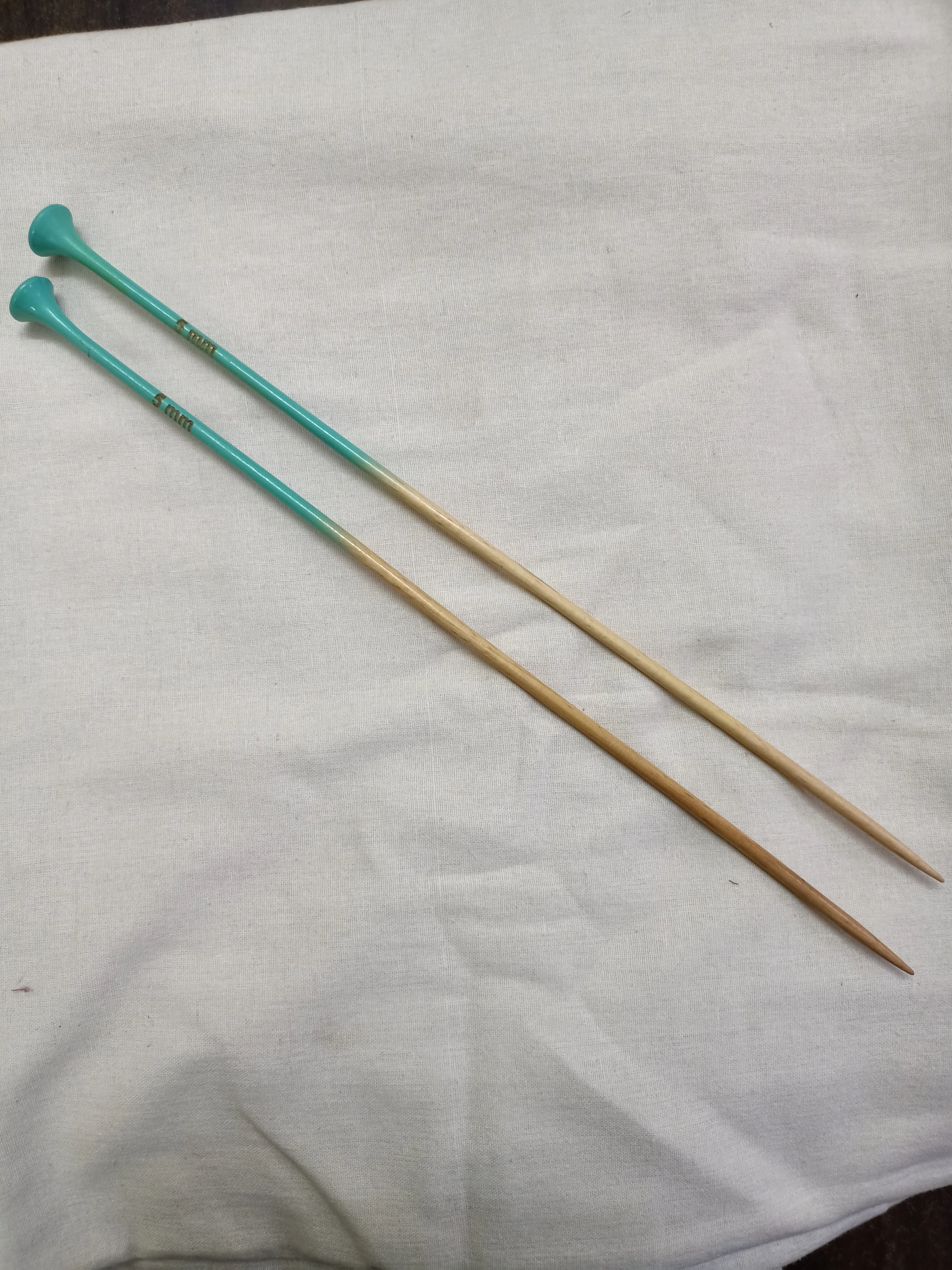 Handmade Eco-Friendly Recycled Bone Knitting Needles by Conifer for Knitters Weavers Art & Crafts Yarn Stores