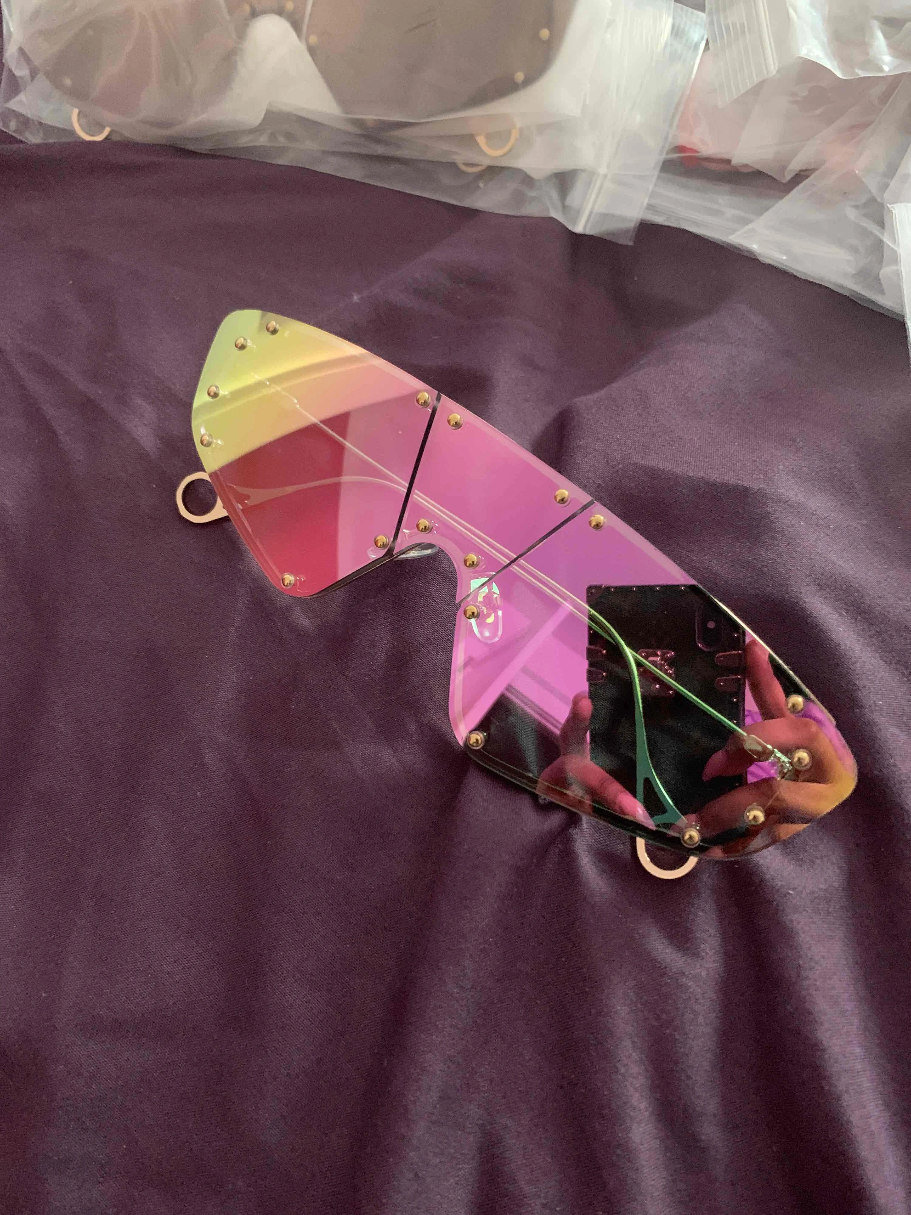 Fenty - Techno Mask - Iridescent - Sunglasses - Rihanna Official