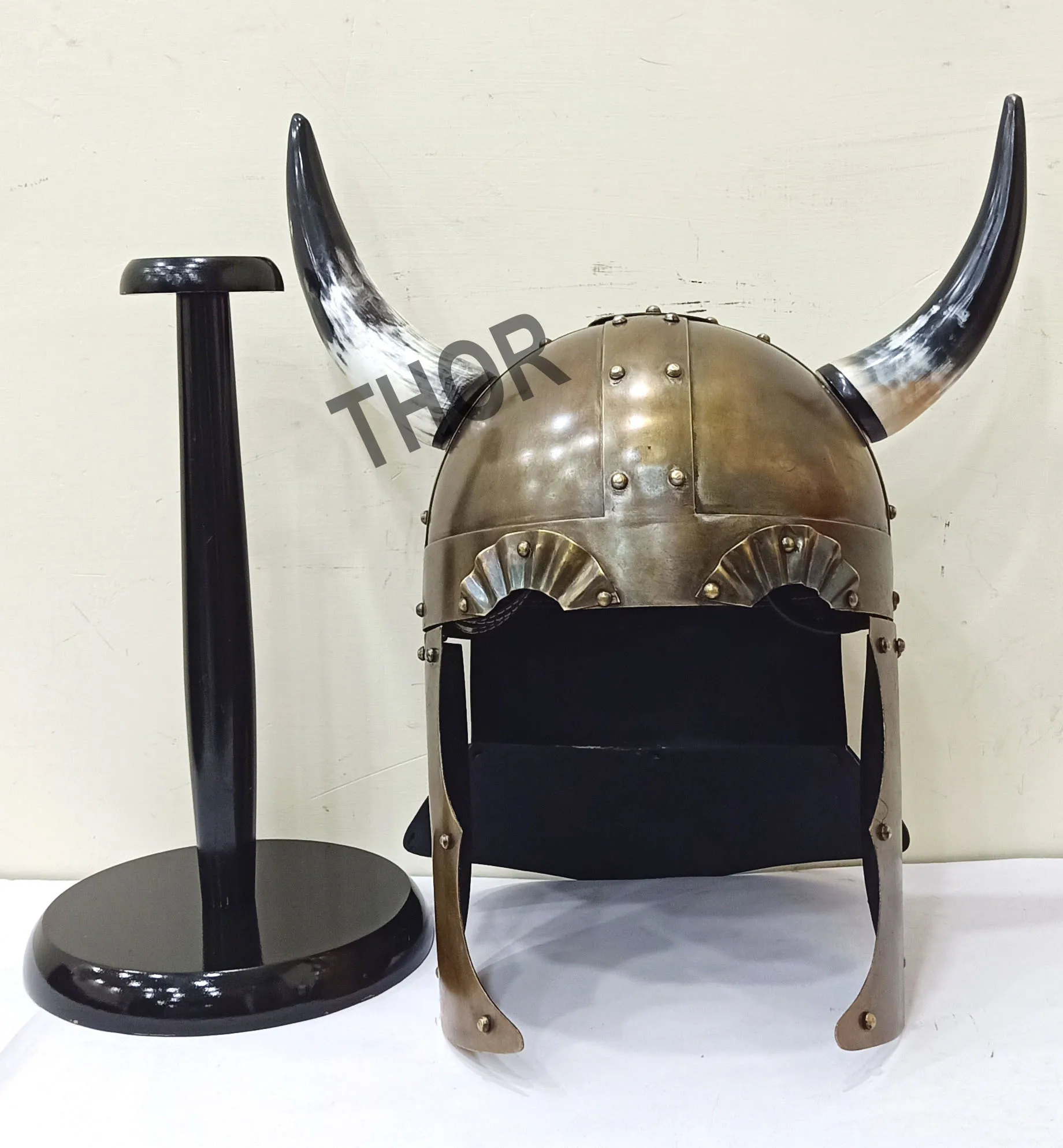 Details about   Viking Barbarian Warrior Helmet Medieval Armor Horns Antique Brass Finish 