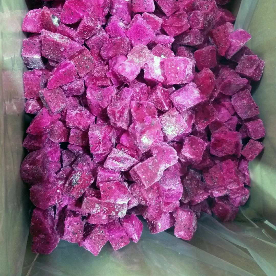Frozen Natural Red Dragon Fruit Pitaya Cubes Vietnam Competitive Price