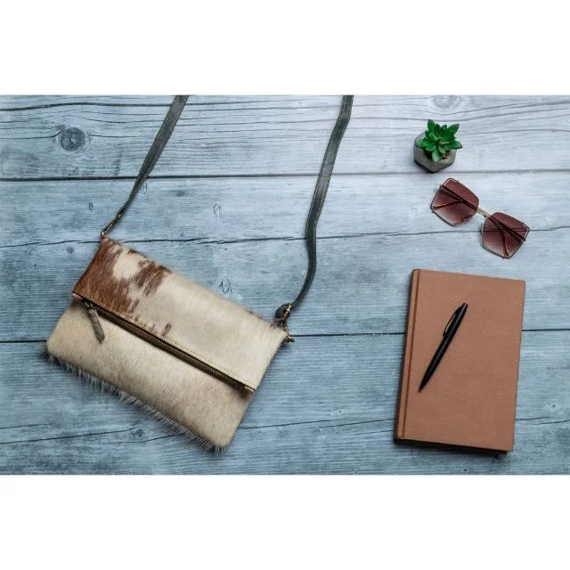 Женские кожаные кошельки