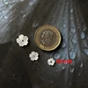 Orecchino fiore 6mm