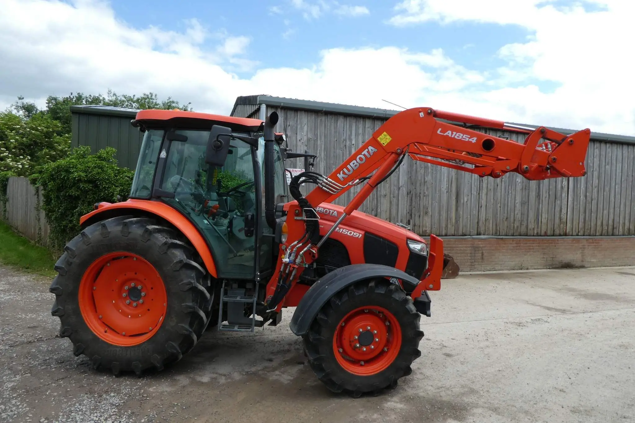 Affordable Used Old Farm Agricultural Tractors Provided De Kubota
