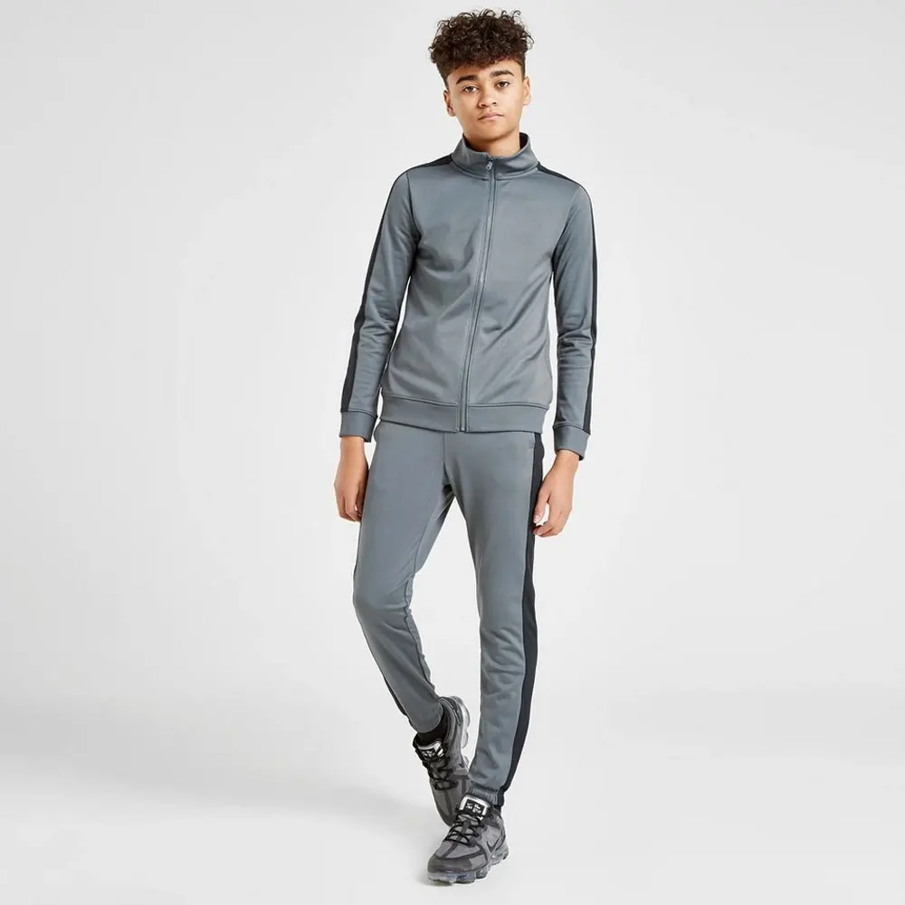 slim fit sweat suit